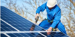 Installation Maintenance Panneaux Solaires Photovoltaïques à Laval